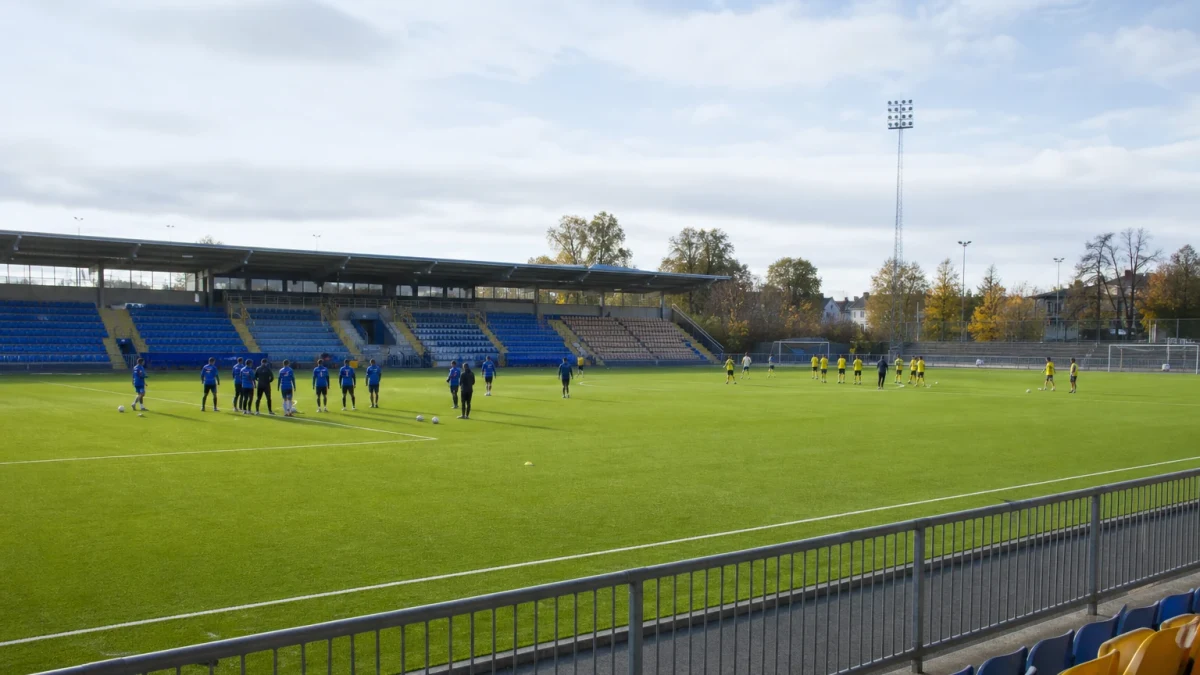Serieledande IK Sirius tar emot trean BK Häcken