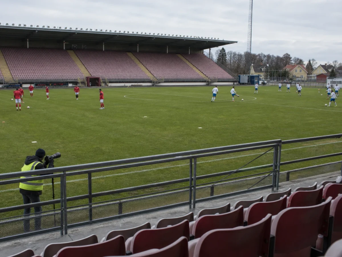 IFK Norrköping försvarar serieledningen borta mot Sandviken