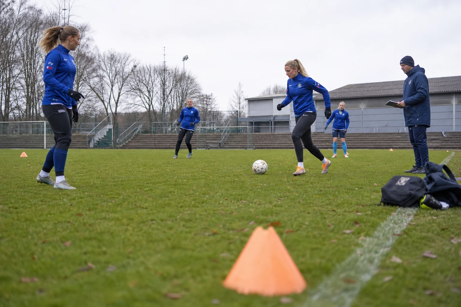 Lotta Hellenberg lämnar Eskilstuna United
